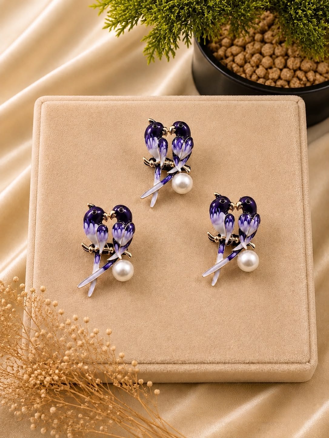 Lovebirds Pearl Accent Hair Brooch & Open Hairstyle Pin Set (Pack of 3)
